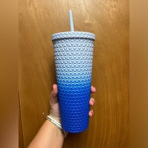 Large blue ombré tumbler